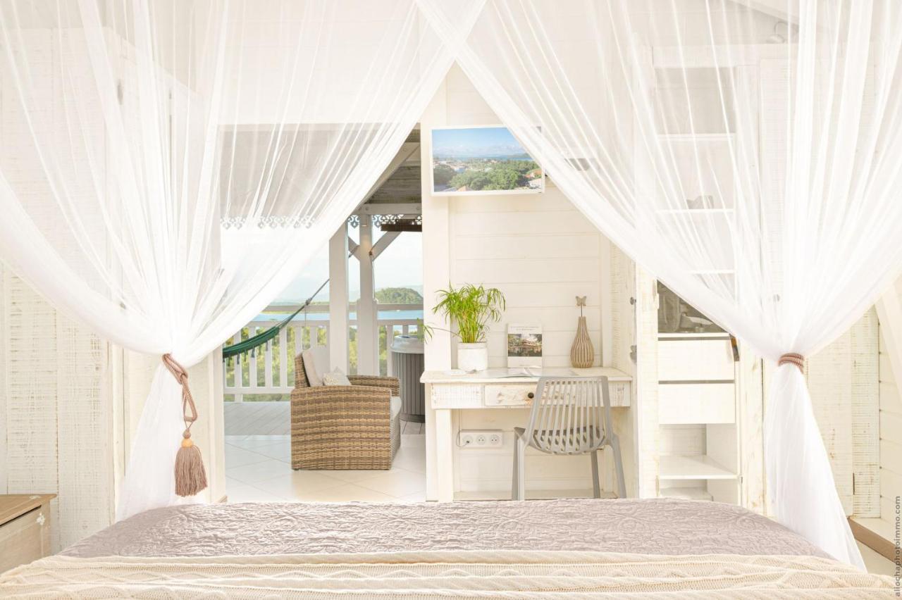 Bungalow Vanille Pacane - Vue Mer Avec Spa Prive لي تروا زيليه المظهر الخارجي الصورة
