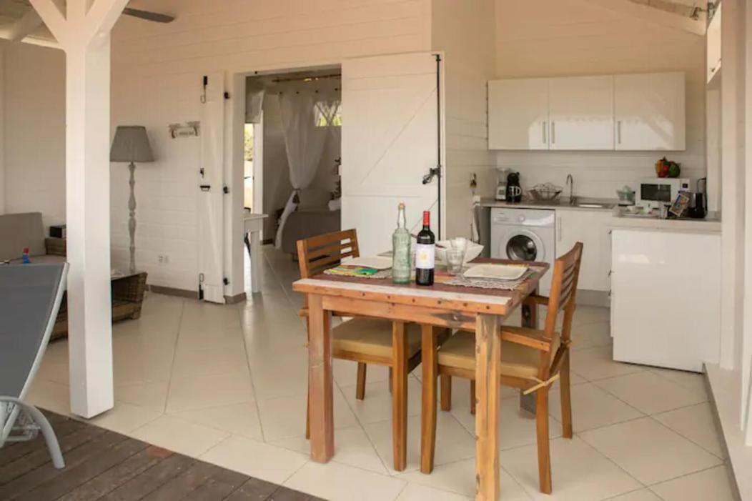 Bungalow Vanille Pacane - Vue Mer Avec Spa Prive لي تروا زيليه المظهر الخارجي الصورة