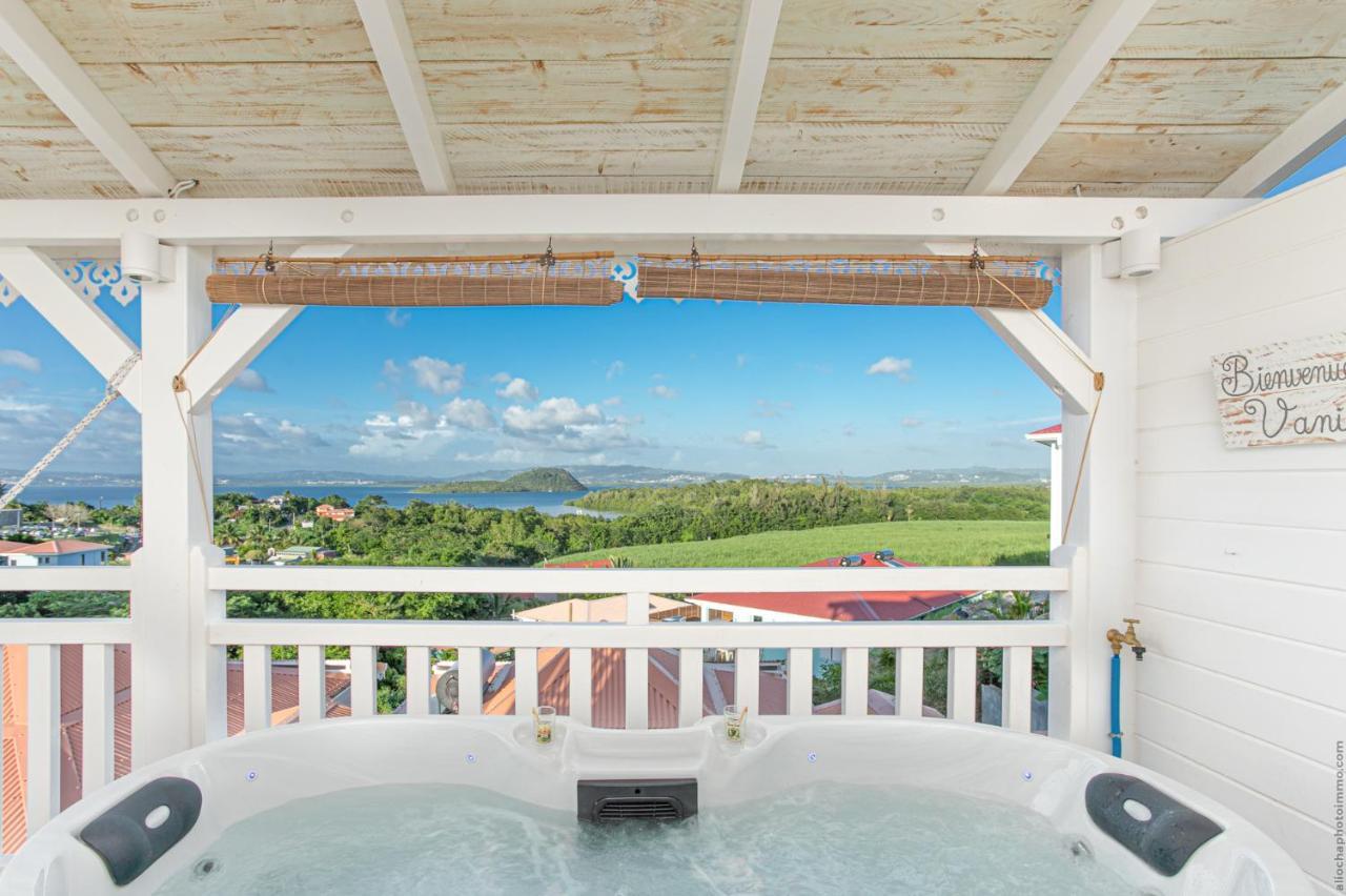 Bungalow Vanille Pacane - Vue Mer Avec Spa Prive لي تروا زيليه المظهر الخارجي الصورة