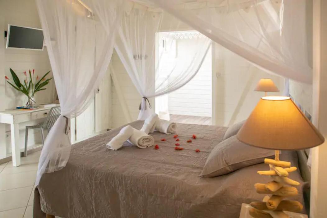 Bungalow Vanille Pacane - Vue Mer Avec Spa Prive لي تروا زيليه المظهر الخارجي الصورة